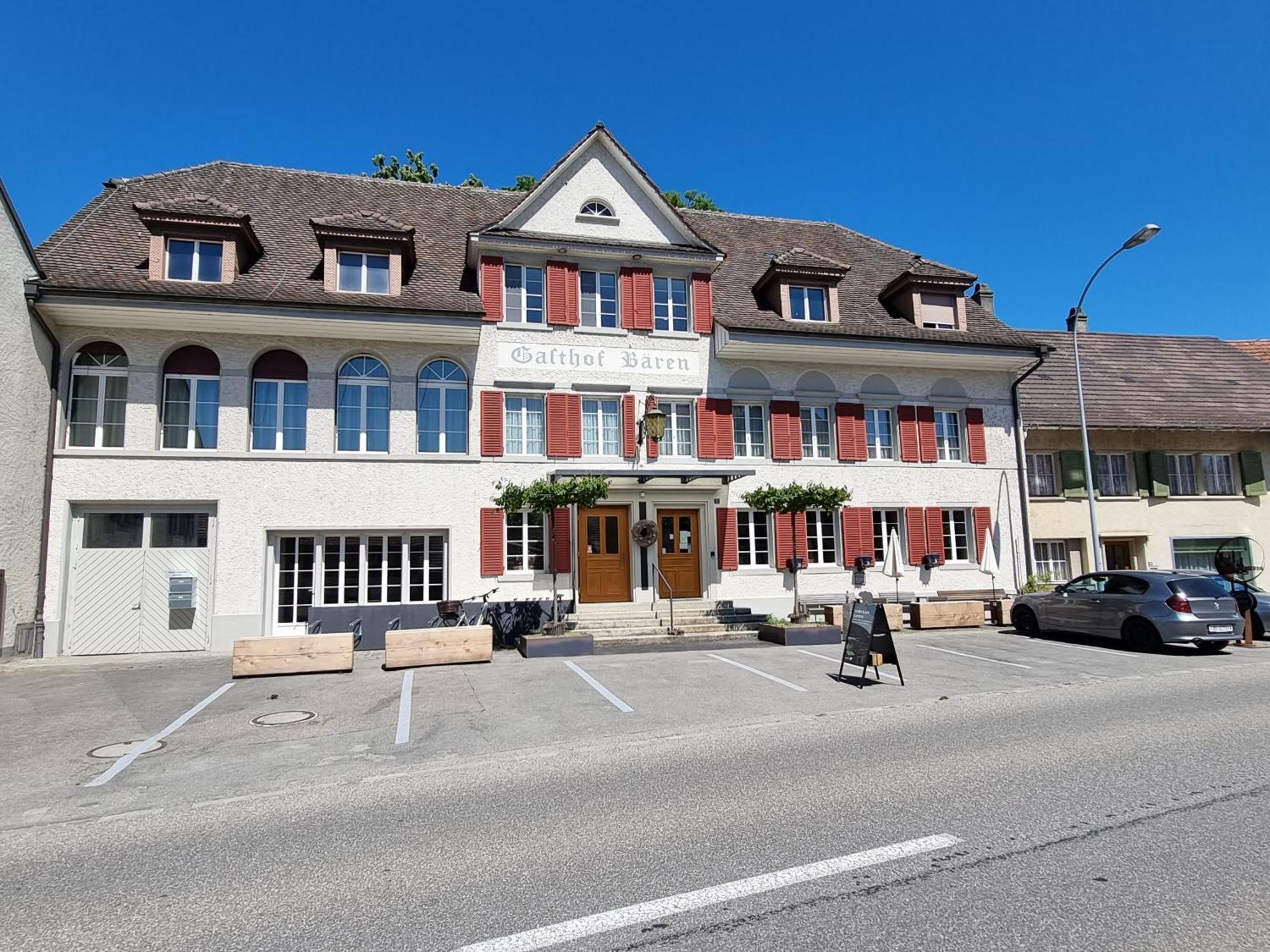 Gasthof Baeren Schinznach Dorf Esterno foto